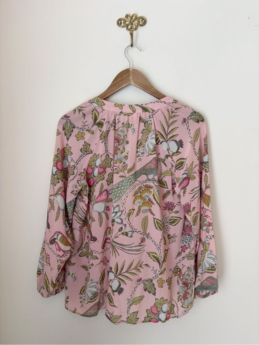 Spartina Pink Floral Cora Silk Popover Blouse Large - Picture 4 of 8